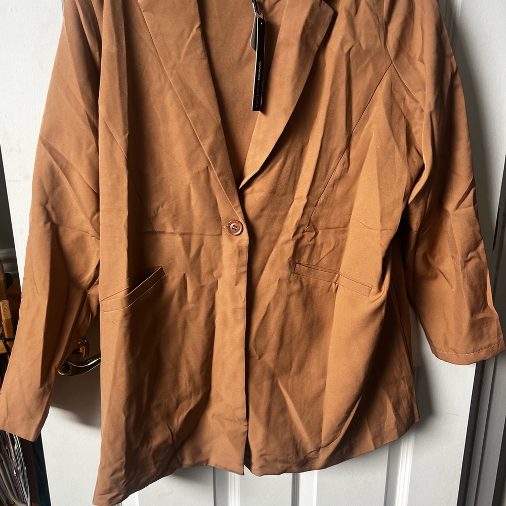 Fashion nova paint suit size 3x